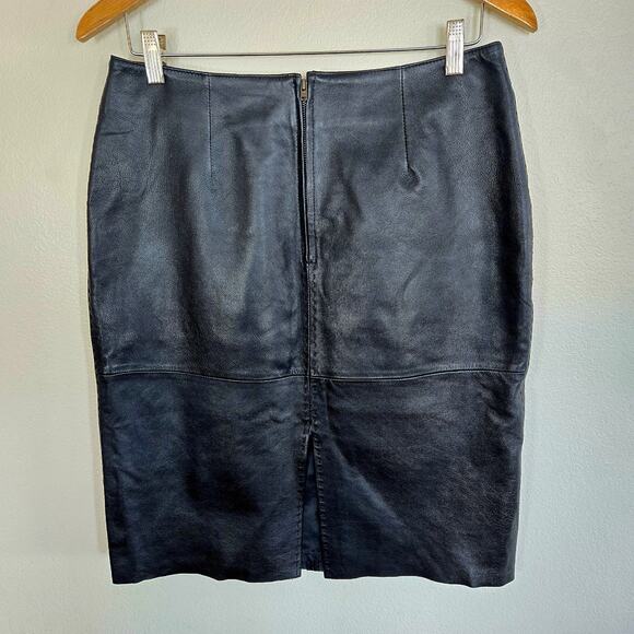 Size 10 – Vintage Black Genuine Leather Midi Skirt - Picture 4 of 5